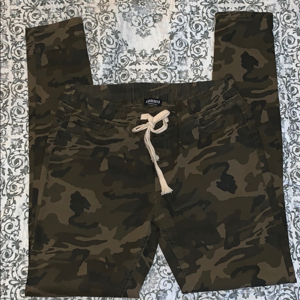 Army pants 🌴 (SOLD)